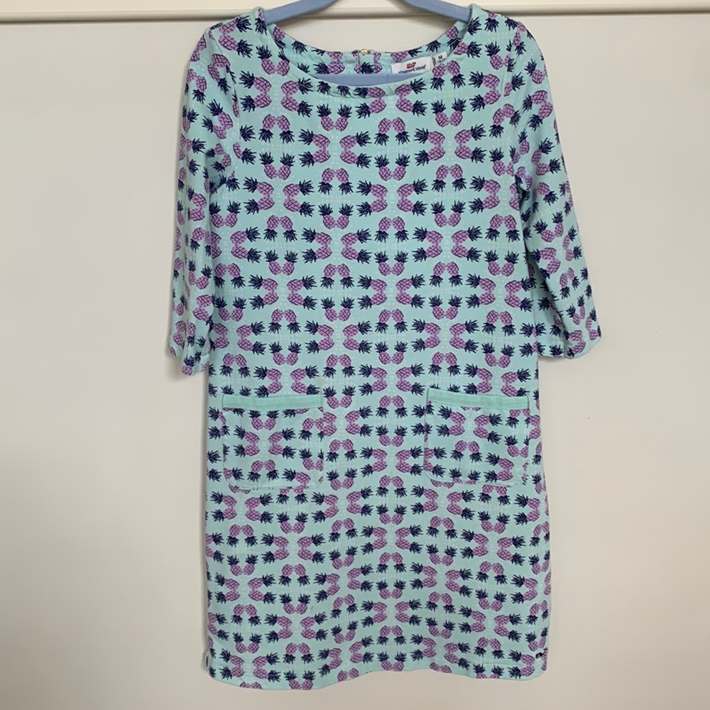 Vineyard Vines girls dress M 10-12